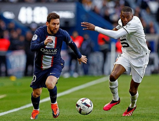 Foto - Fenerbahçe'ye transfer şoku! Aynı maaşa onu resmen aldılar! Suudi Arabistan'a gitti