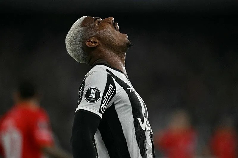 Foto - Fenerbahçe’ye transfer şoku: İngiliz kulübü genç yıldızı kaptı!