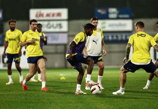 Foto - Fenerbahçe'ye transferde kötü haber! İtalyanlar resmen duyurdular...