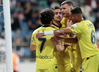 Foto - Fenerbahçe’yi altüst edecek gelişme! Büyük şok geliyor, İsmail Kartal şimdi yandı