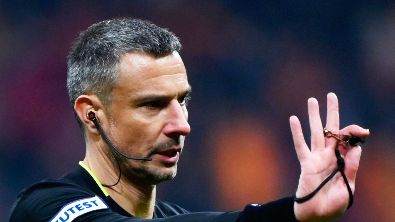 Foto - Fenerbahçe’yi kurtarmayan Yabancı hakem Samsunspor’u mu kurtaracak? TFF bu haltı nasıl temizleyecek görelim bakalım!