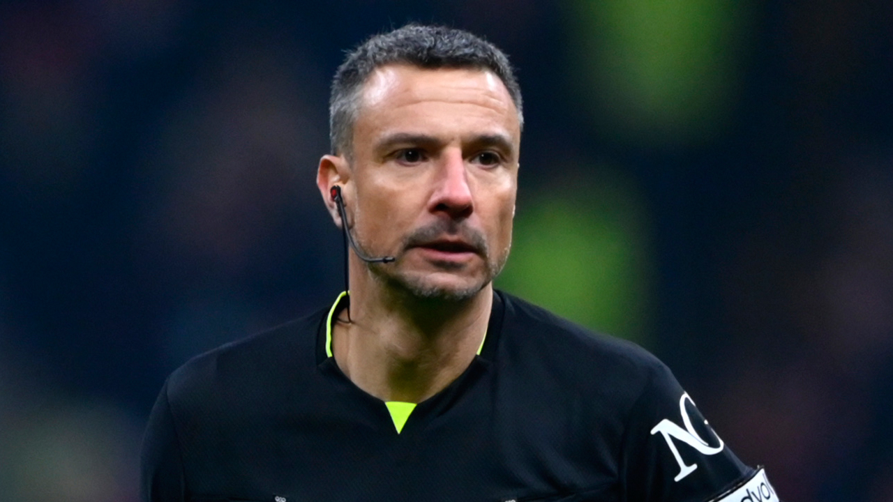 Foto - Fenerbahçe’yi kurtarmayan Yabancı hakem Samsunspor’u mu kurtaracak? TFF bu haltı nasıl temizleyecek görelim bakalım!