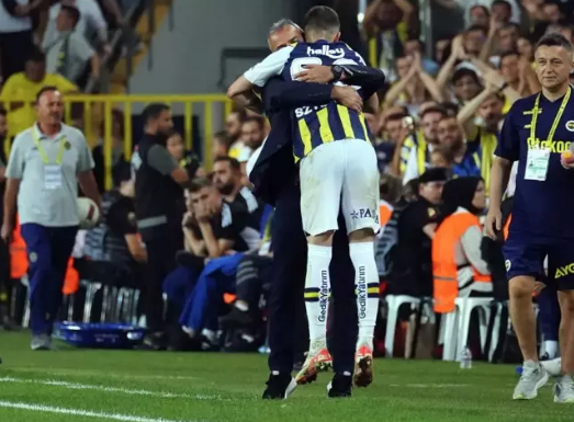 Foto - Fenerbahçe'yi yıkan haber! Ali Koç ikna etmişti, imzayı başka takıma atıyor