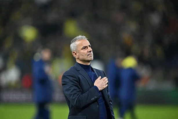 Foto - Fenerbahçe’yi yıkan haber geldi! İsmail Kartal’ın planları alt üst olacak: İki yıldız birden ayrılıyor