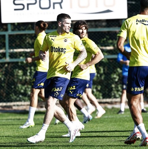 Fenerbahçe'yi yıkan haber İngiltere'den geldi: Büyük sürpriz gerçekleşmedi...