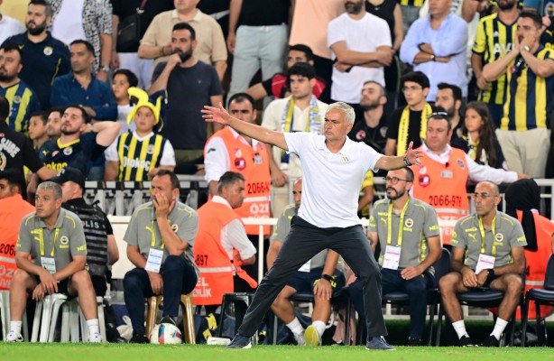 Foto - Ferdi Kadıoğlu'nun gidişi ona yaradı! Mourinho’nun yeni gözdesi oldu, Fenerbahçe'de yıldızı parladı
