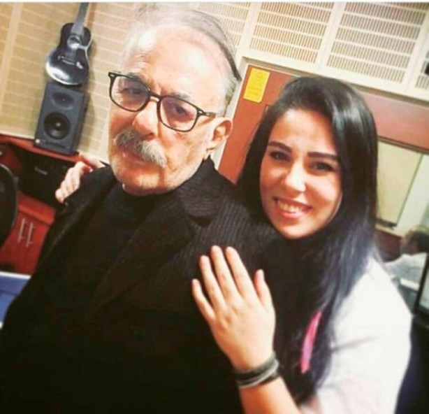 Foto - Ferdi Tayfur'un kızı Tuğçe Tayfur tesettüre girdi