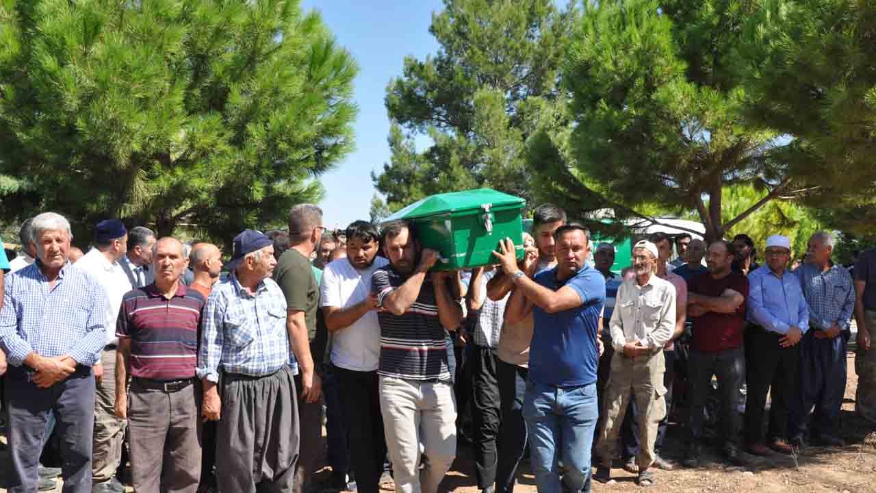 Feribot faciasının acısı dinmiyor: Aynı kazada can verdiler yan yana gömüldüler