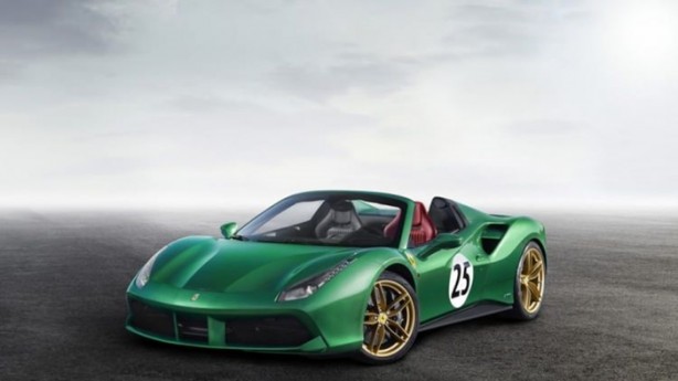 Foto - Ferrari yeni otomobillerini tanıttı!