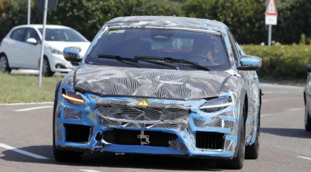 Foto - Ferrari'nin ilk elektrikli otomobili görüntülendi