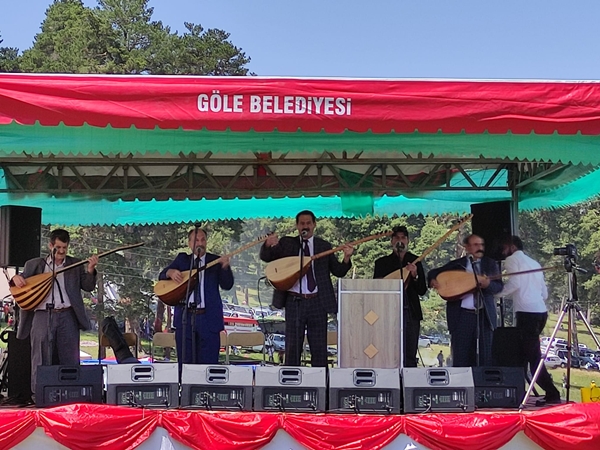 Foto - Festivale 1 tonluk kaşar damgası