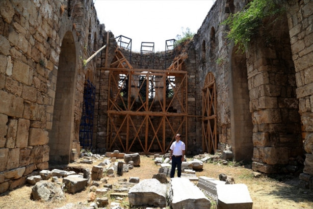  Fethin sembolü restore ediliyor