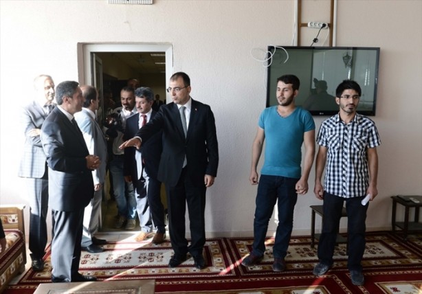 Foto - FETÖ okulunda dikkat çeken oda