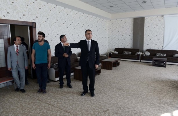 Foto - FETÖ okulunda dikkat çeken oda