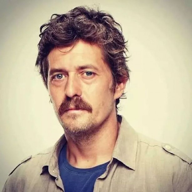 Foto - FETÖ üyeliği iddiasıyla yargılanmıştı! Türkiye’yi terk eden ünlü oyuncu sonunda ortaya çıktı! Mete Horozoğlu'nun son halini görenler 'Yok artık' dedi