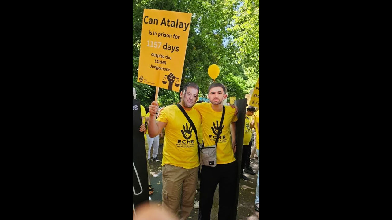 Foto - FETÖ'cüler o şehirde toplandı! Ekrem İmamoğlu maskesi taktılar