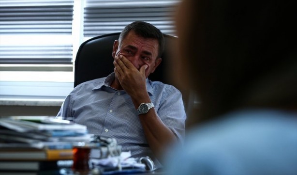 Foto - FETÖ'cülerin işkencesini anlattı baba gözyaşlarını tutamadı