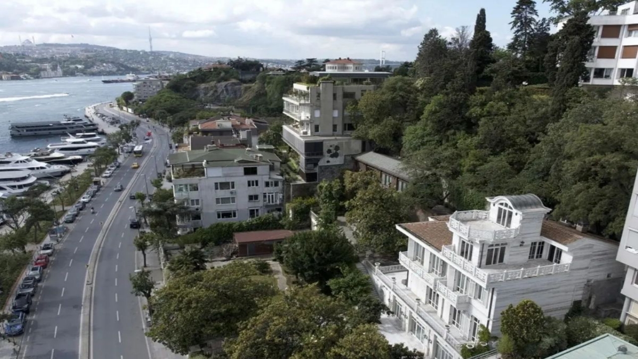 Foto - FETÖ’nün en zengin ismi Akın İpek’e ait Beyaz Köşk satıldı! İşte dudak uçuklatan fiyatı