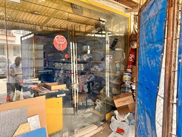 Foto - FETÖ'nün gıda deposu patlatıldı! Market gibi dizayn etmişler