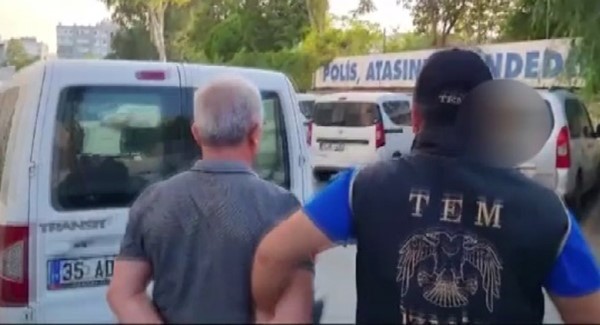 FETÖ'nün hücre evlerine operasyon! 22 gözaltı