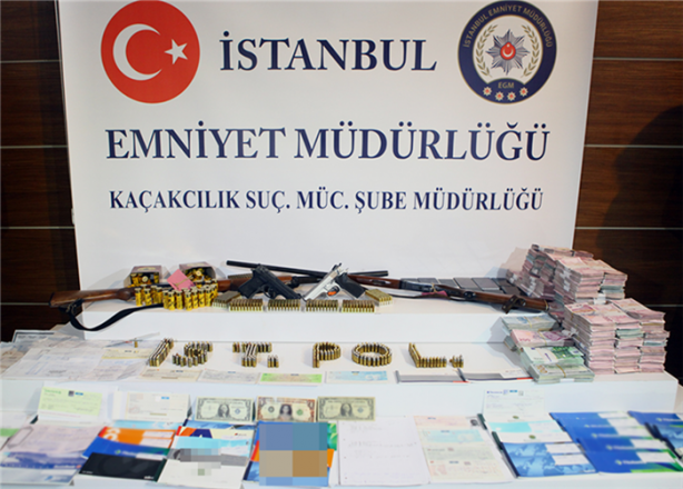 Foto - FETÖ'nün kasası bakın kaç milyonla yakalandı!