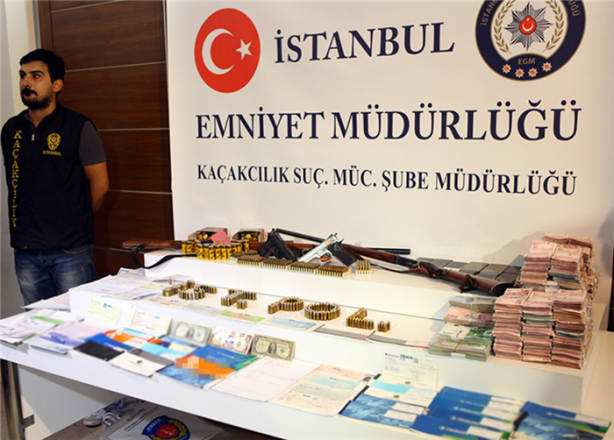 Foto - FETÖ'nün kasası bakın kaç milyonla yakalandı!