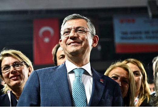 Foto - Fetö’nün parlatıp gündeme taşıdığı Özgür Özel’in Fetö ile tarihsel husumeti varmış! Acaba gerçekten de böyle mi? Açıklıyoruz…