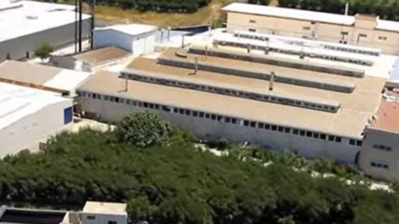 Foto - FETÖ'nün ünlü başörtü markasıyla ilgili flaş karar! Resmen satılıyor