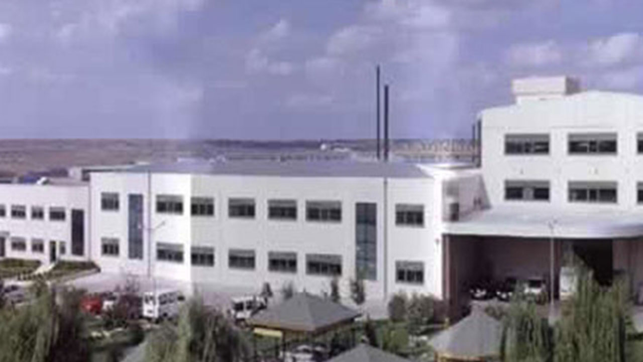 Foto - FETÖ'nün ünlü başörtü markasıyla ilgili flaş karar! Resmen satılıyor