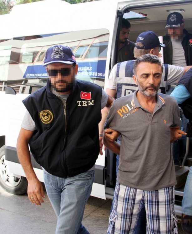  FETÖ'nün üs imamı kuzu kuzu götürüldü!