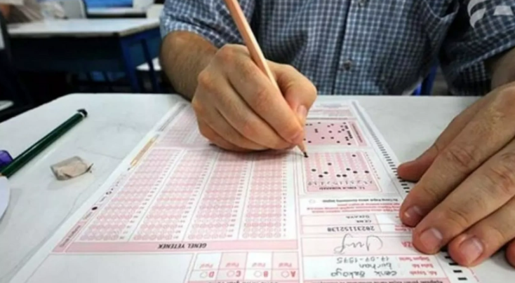 FETÖ’nün YouTube kanalına çıktı her şeyi itiraf etti 'Soruları çaldık'