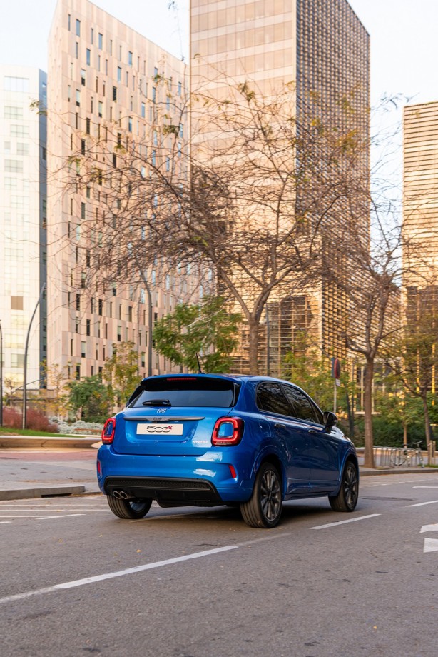 Foto - Fiat 500X yenilendi! Hibrit teknolojisine sahip olan aracın fiyatı ne kadar?