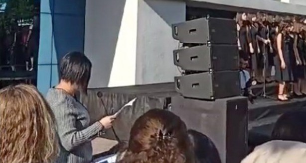 Foto - Fikirlerini ‘kusmuk’ olarak böyle serdetti! Bu Nazi çakmasının yanına kâr mı kalacak yaptığı şey?