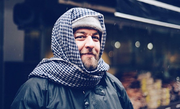 Foto - Fikirlerini ‘kusmuk’ olarak böyle serdetti! Bu Nazi çakmasının yanına kâr mı kalacak yaptığı şey?