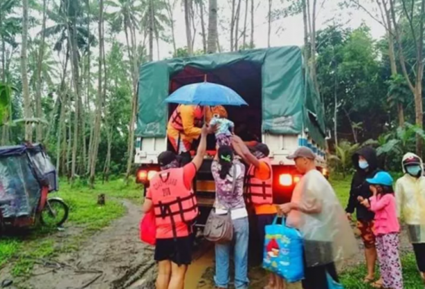 Foto - Filipinler’i Dujuan Fırtınası vurdu
