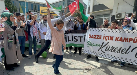 Foto - Filistin bu sene mezun vermedi, insanlık sınıfta kaldı! ‘Zalimler için yaşasın cehennem’