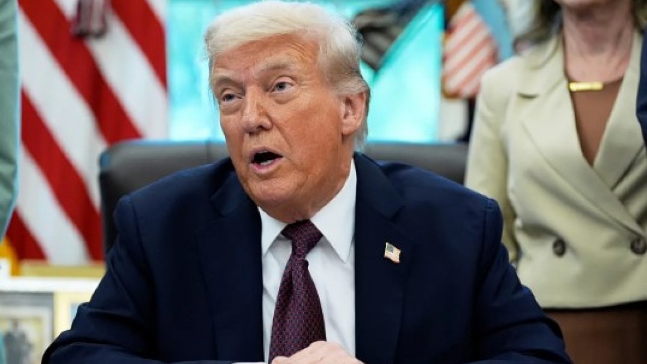 Filistin'e ihanet: Trump tehdit etti Japonya geri vitese taktı