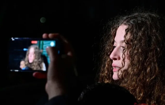 Foto - Filistin'in cesur kızı Ahed Tamimi serbest bırakıldı! İsrail askerine attığı tokatın ardından Filistin'in sembolü haline gelmişti