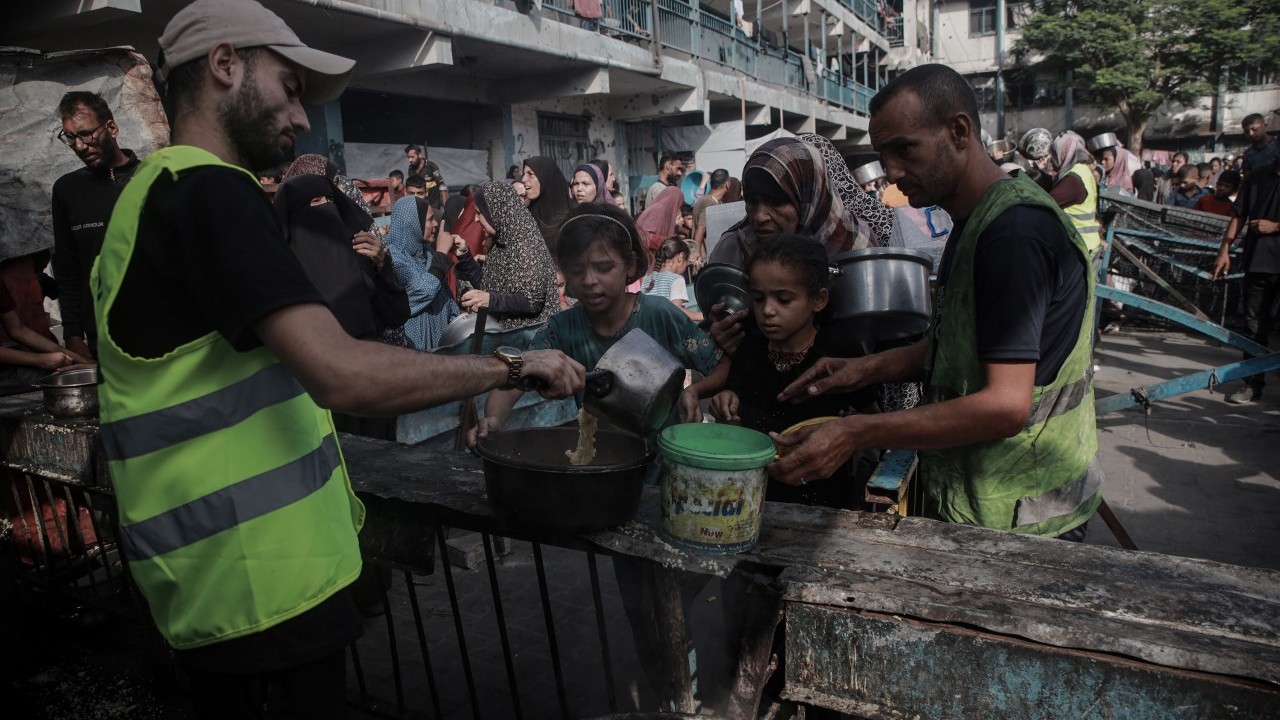 Foto - Filistinli masumlara Türkler yetişti
