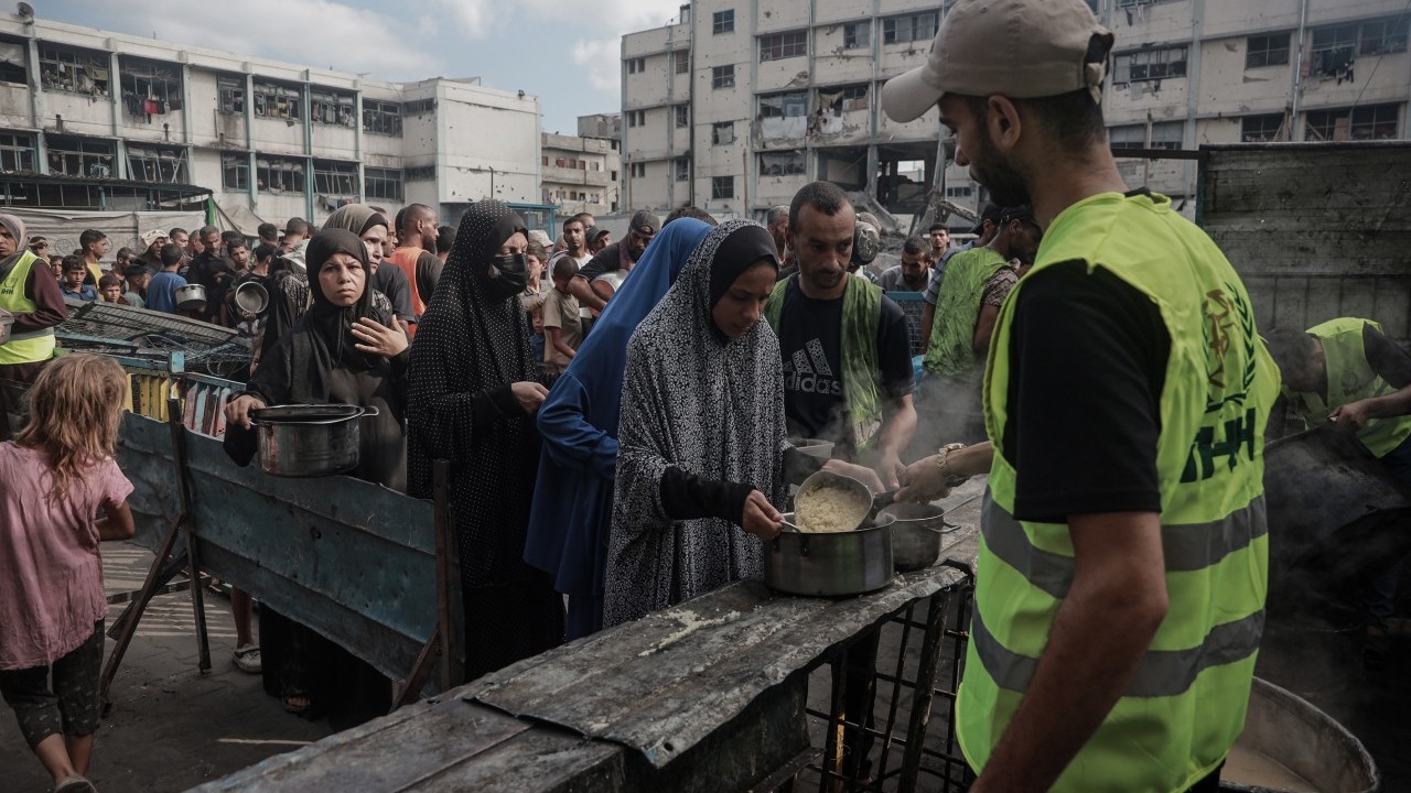 Foto - Filistinli masumlara Türkler yetişti
