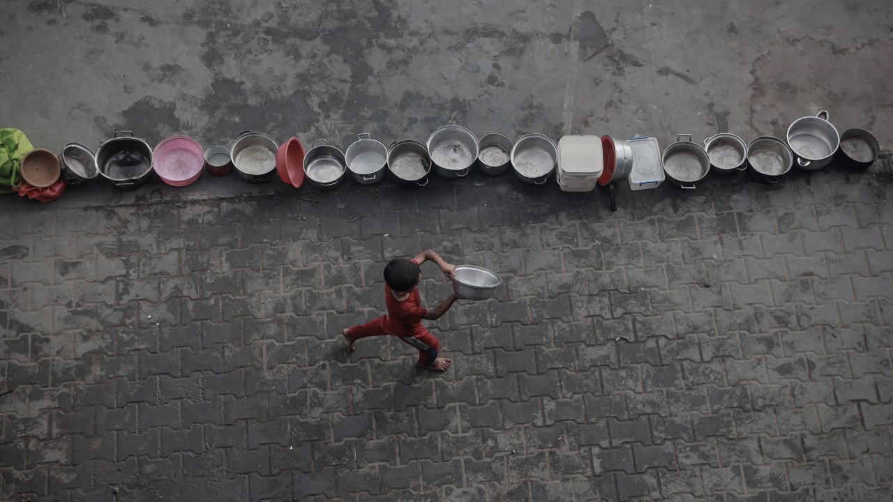 Foto - Filistinli masumlara Türkler yetişti