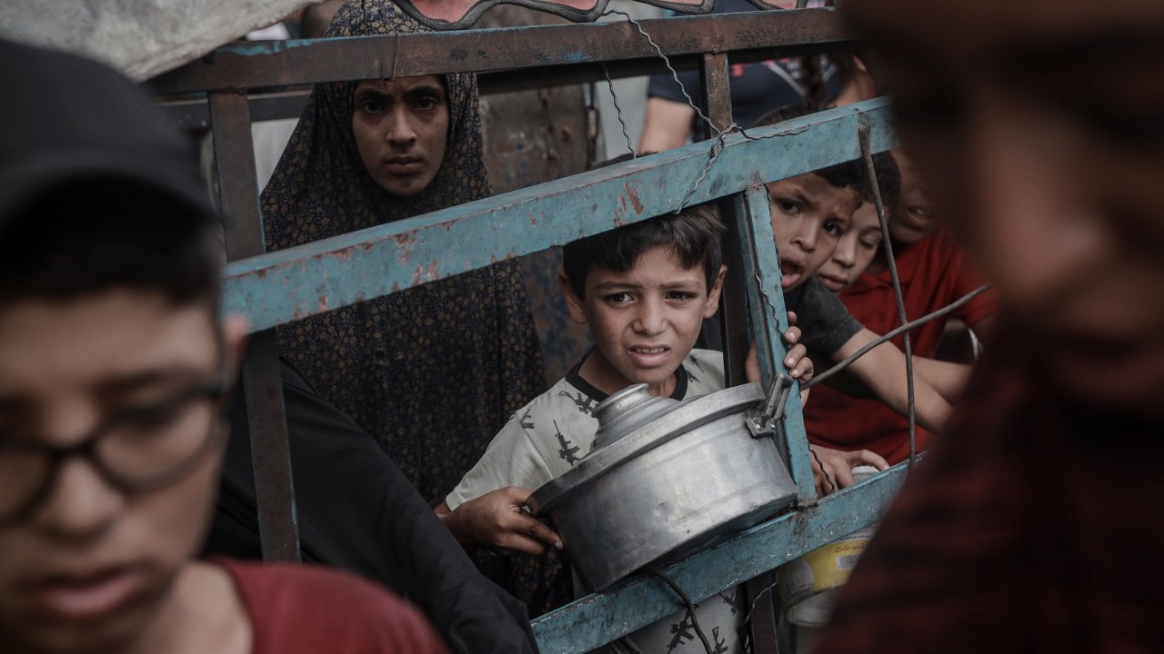 Foto - Filistinli masumlara Türkler yetişti