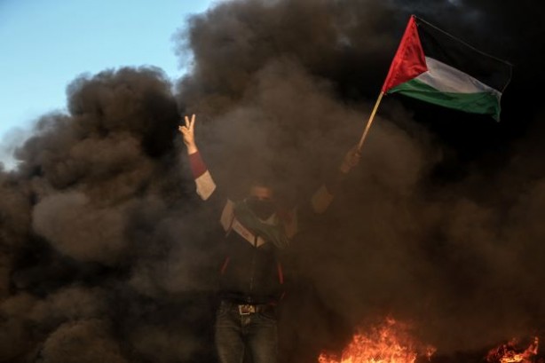 Foto - Filistinliler sokağa indi!