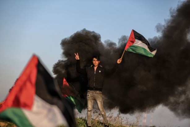 Foto - Filistinliler sokağa indi!