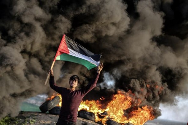 Foto - Filistinliler sokağa indi!