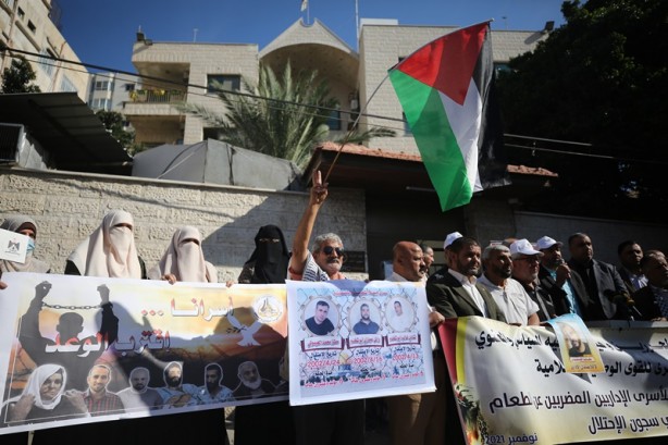 Foto - Filistinlilerden işgalci İsrail hapishanelerinde açlık grevi yapan tutuklularla dayanışma eylemi