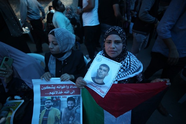 Foto - Filistinlilerden işgalci İsrail hapishanelerinde açlık grevi yapan tutuklularla dayanışma eylemi