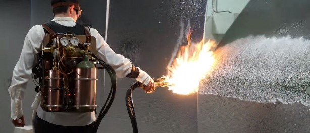 Foto - Film değil gerçek! Dünyanın ilk ışın kılıcını yaptı: Bakın nasıl çalışıyor ve neler yapabiliyor