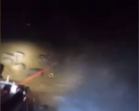 Film değil gerçek! Köylüler tarlalarına giren sürüyü ateş yağmuruna tuttu