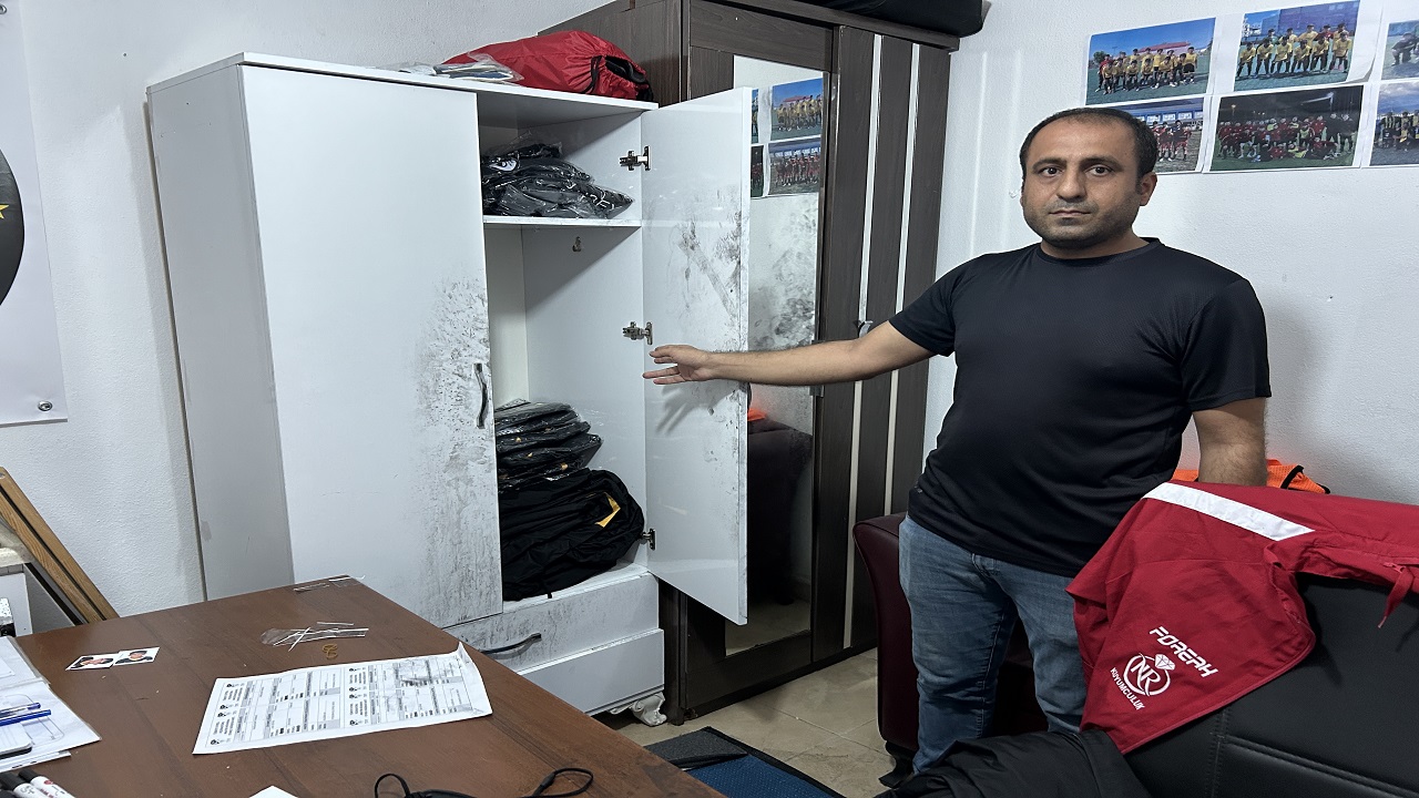 Foto - Film değil gerçek! Kritik gün öncesi futbolcuların lisansları çalındı